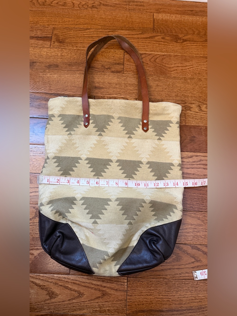 Vintage Canvas Geometric Tote Bag with Leather Straps - Picture 5 of 10